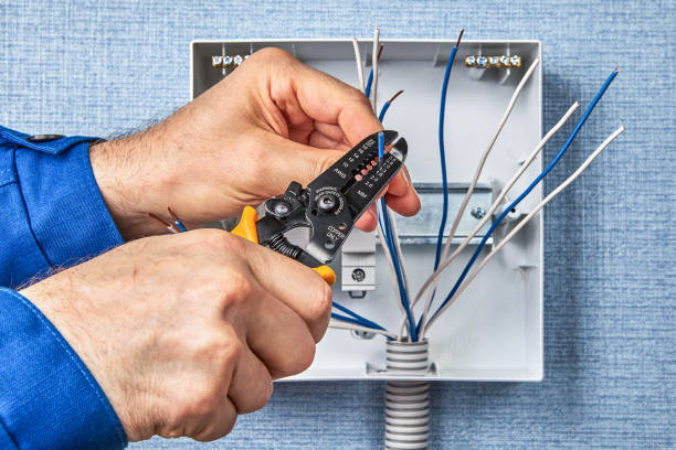 Best Circuit Breaker Installation and Repair  in Smithville, NJ